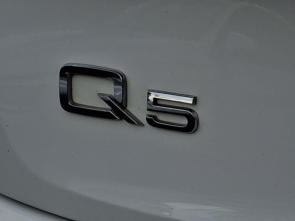 Thumbnail: 2022 Audi Q5 - 30