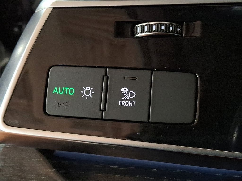Thumbnail: 2021 Audi Q7 - 22