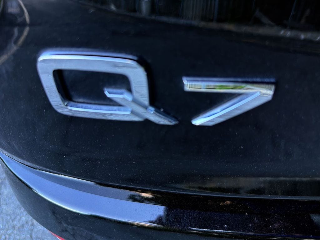 Thumbnail: 2022 Audi Q7 - 6