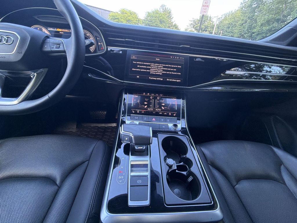 Thumbnail: 2022 Audi Q7 - 13