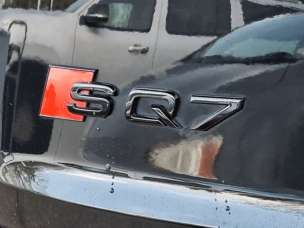 Thumbnail: 2023 Audi SQ7 - 4