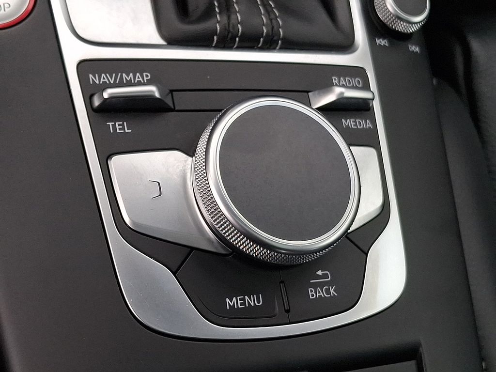 Thumbnail: 2018 Audi S3 - 24