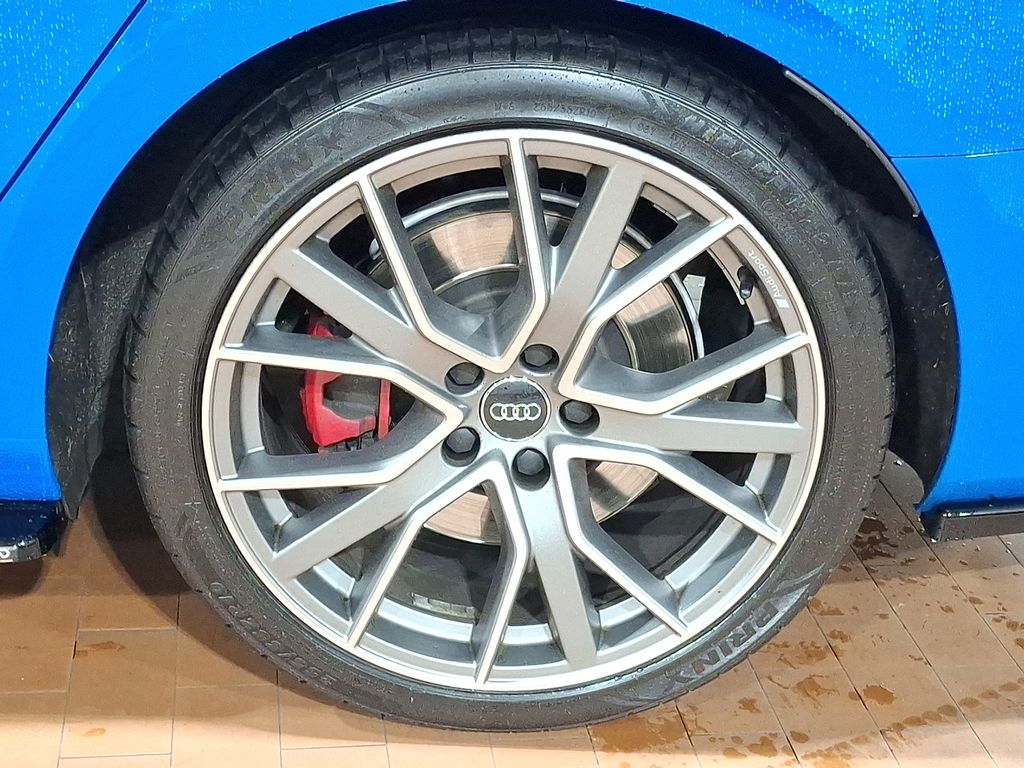 Thumbnail: 2021 Audi S4 - 6