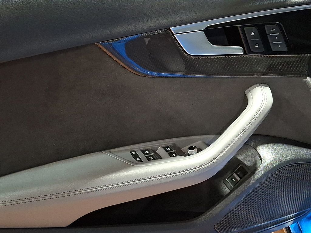 Thumbnail: 2021 Audi S4 - 18