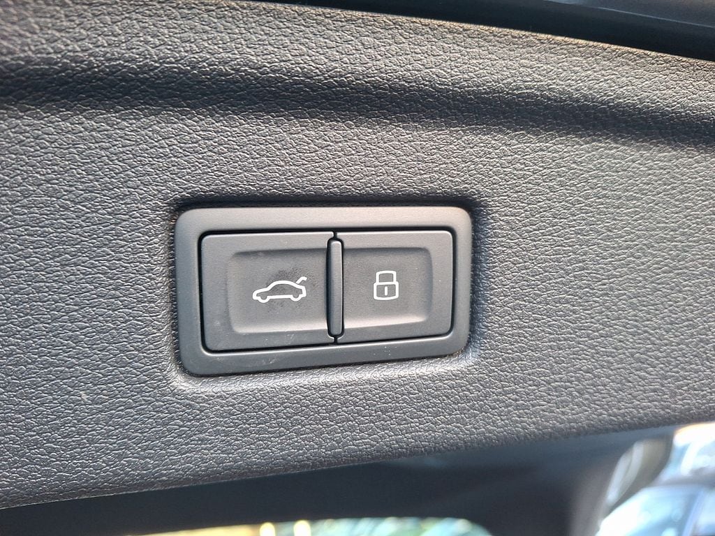 Thumbnail: 2025 Audi S5 - 28