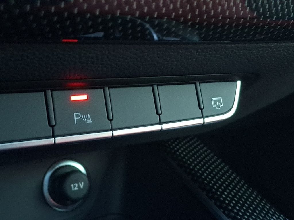 Thumbnail: 2025 Audi S5 - 25