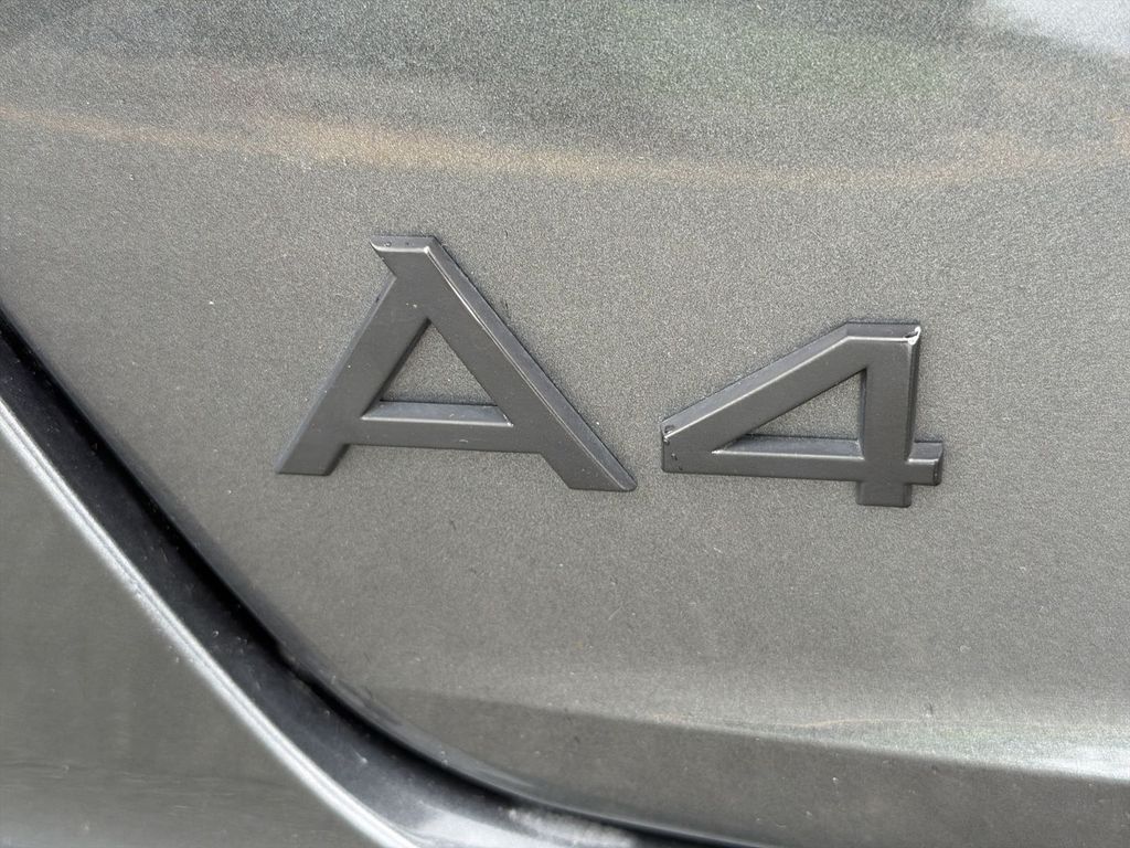 Thumbnail: 2019 Audi A4 - 25