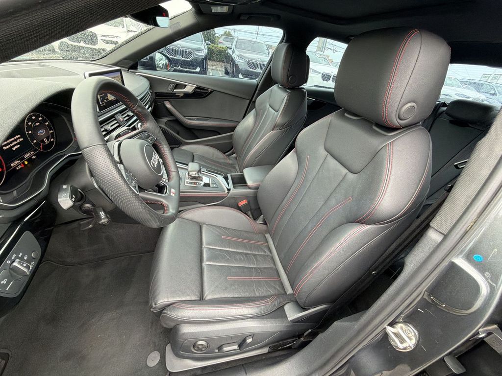 Thumbnail: 2019 Audi A4 - 11