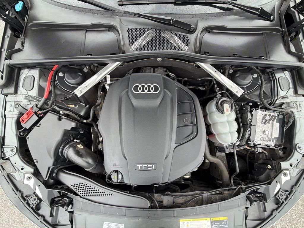 Thumbnail: 2019 Audi A4 - 8