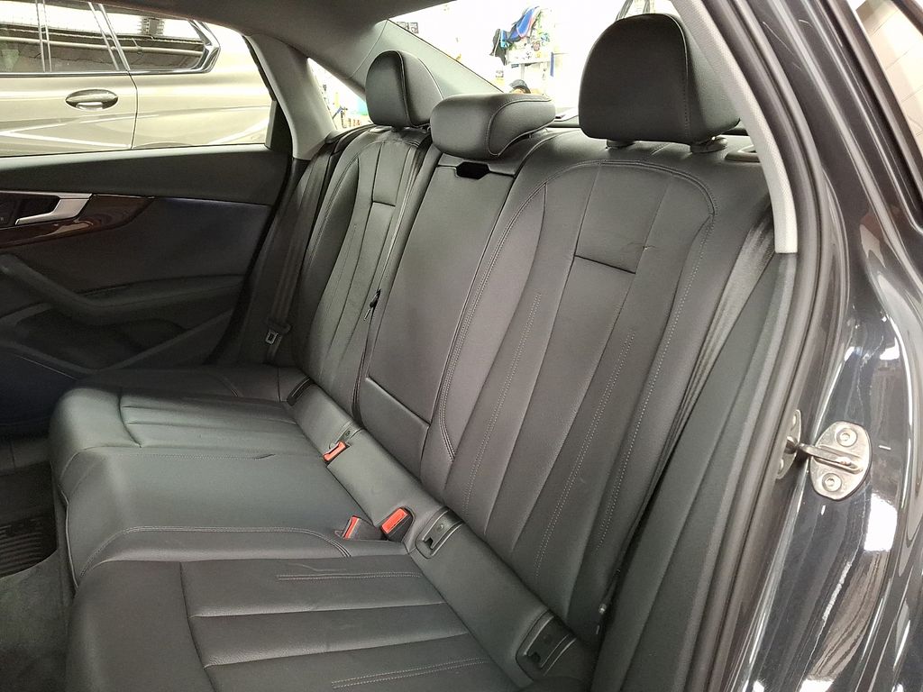 Thumbnail: 2019 Audi A4 - 7