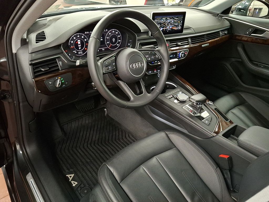 Thumbnail: 2019 Audi A4 - 2