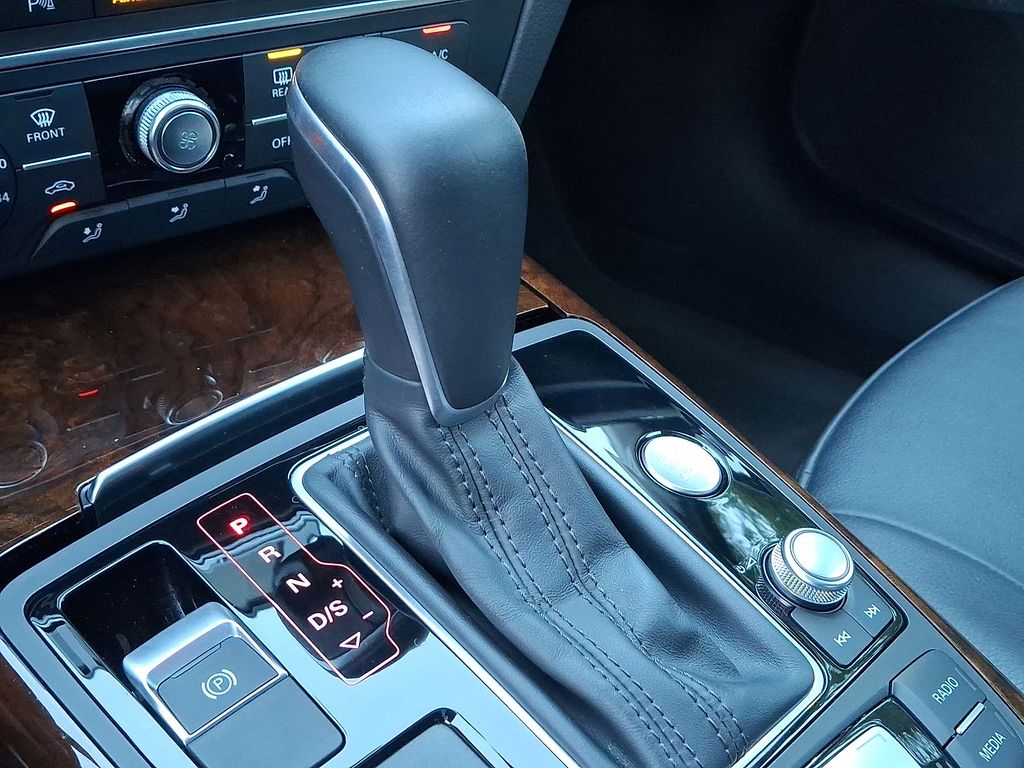 Thumbnail: 2016 Audi A6 - 10