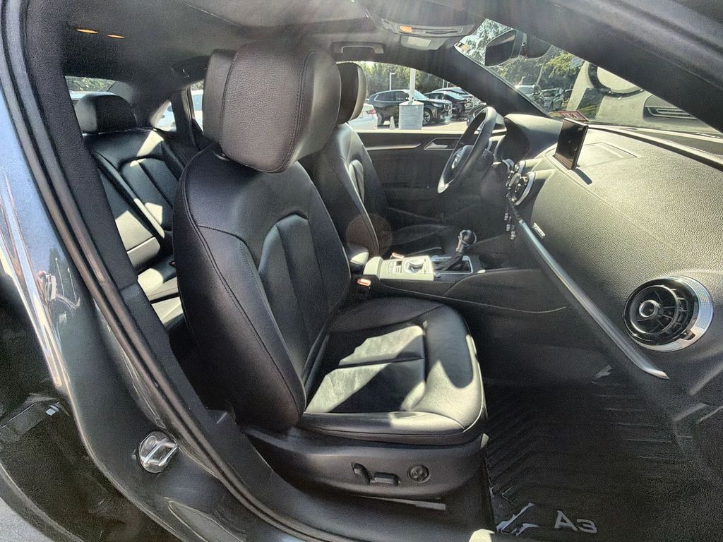 Thumbnail: 2017 Audi A3 - 12
