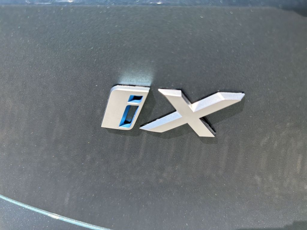 Thumbnail: 2024 BMW iX - 7