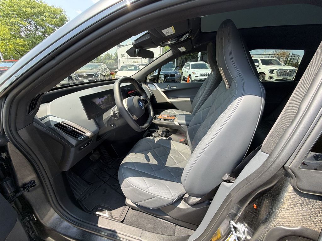 Thumbnail: 2024 BMW iX - 24