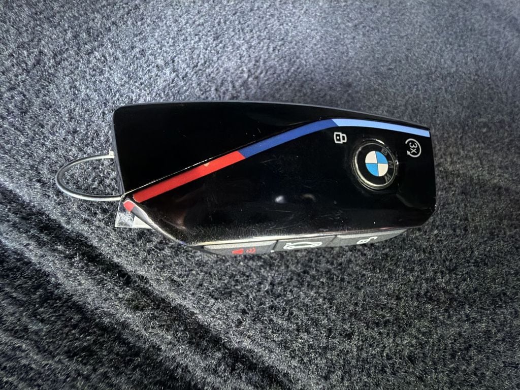 Thumbnail: 2023 BMW iX - 29