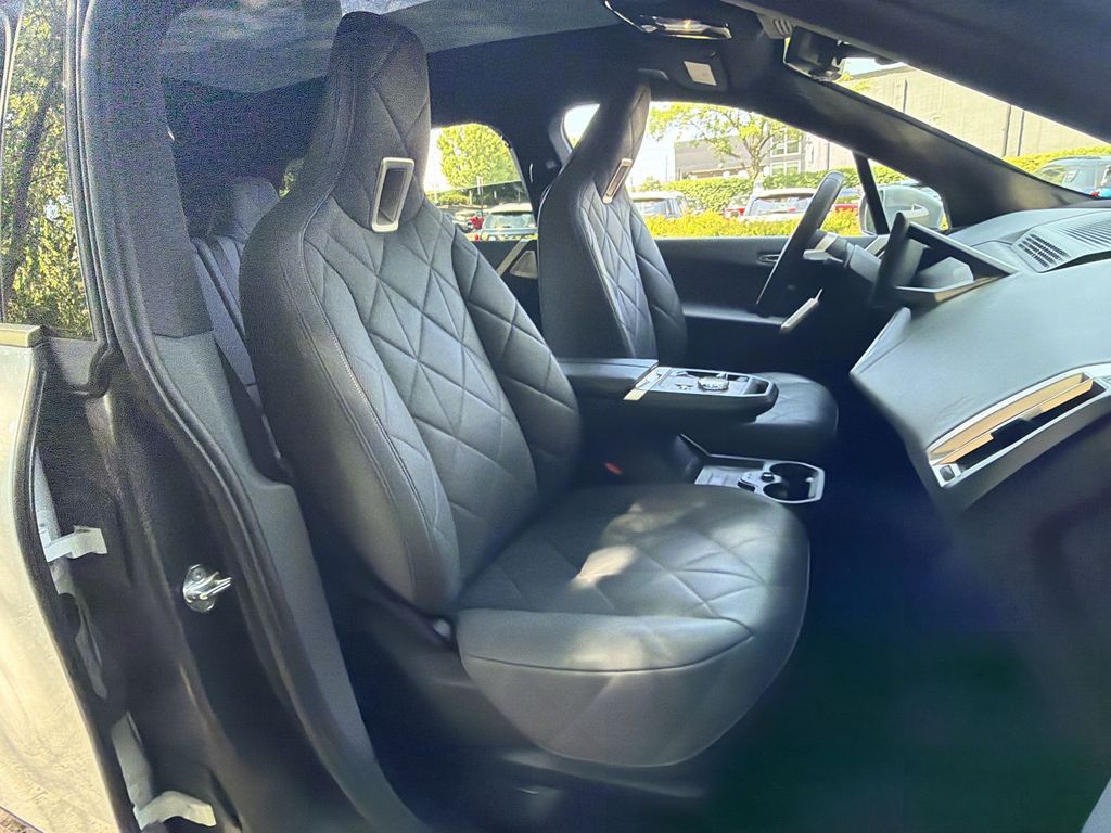 Thumbnail: 2023 BMW iX - 28