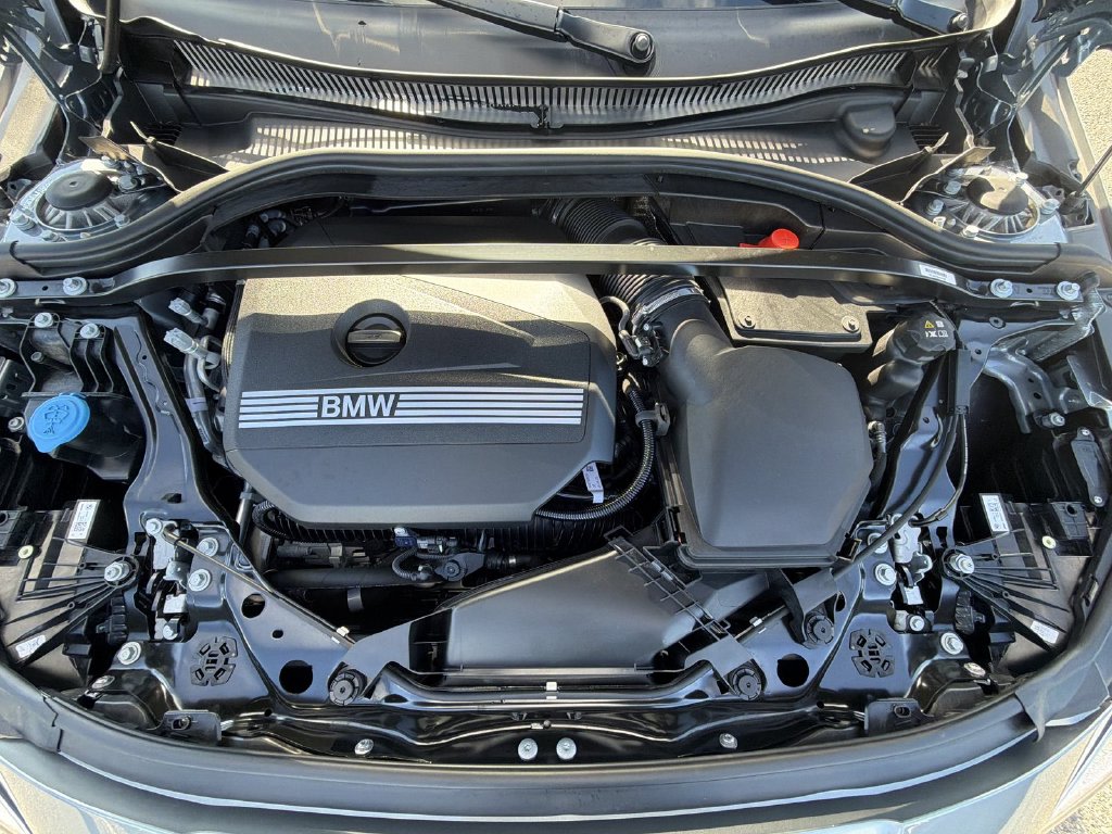 Thumbnail: 2026 BMW 2 Series - 9