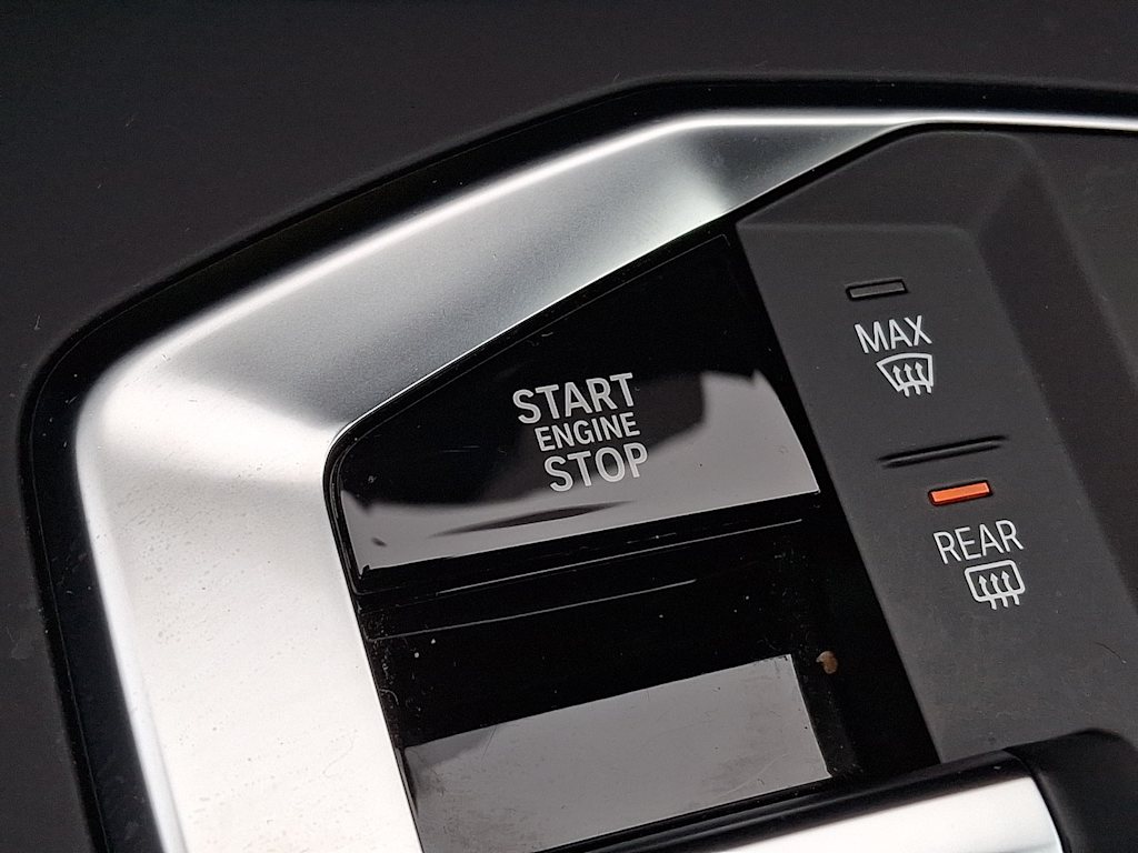 Thumbnail: 2025 BMW 2 Series - 22