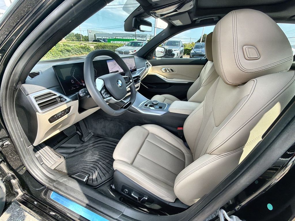 Thumbnail: 2026 BMW 3 Series - 11
