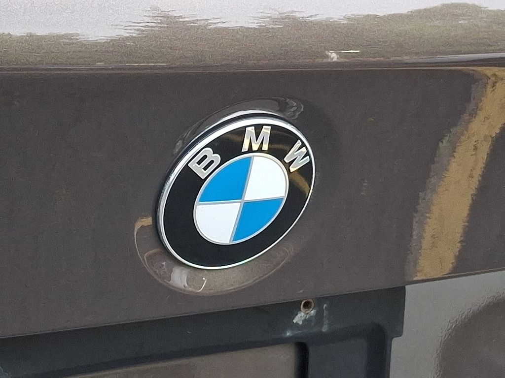 Thumbnail: 2015 BMW 3 Series - 30
