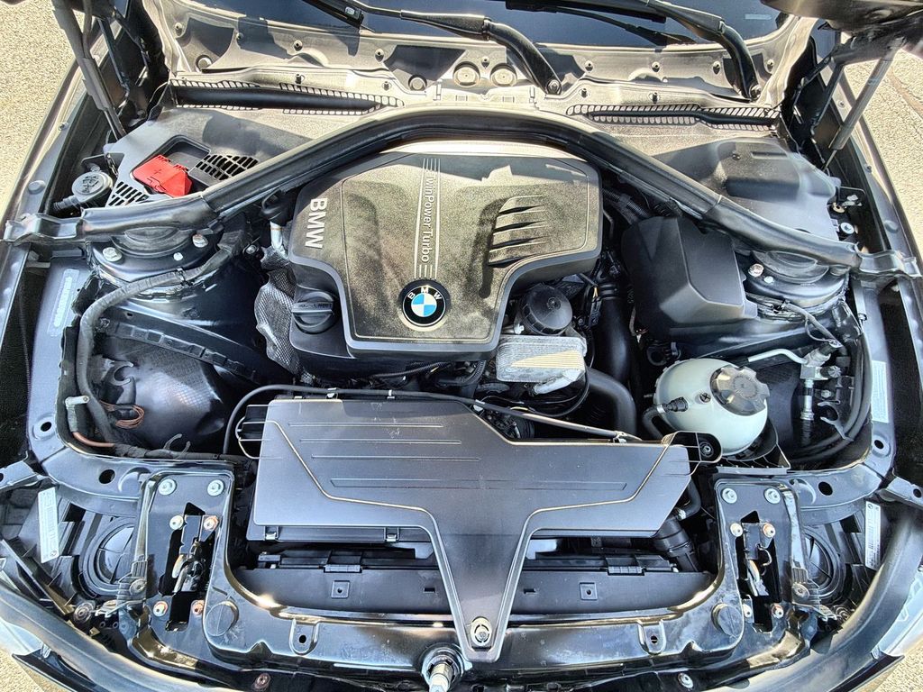 Thumbnail: 2014 BMW 3 Series - 8