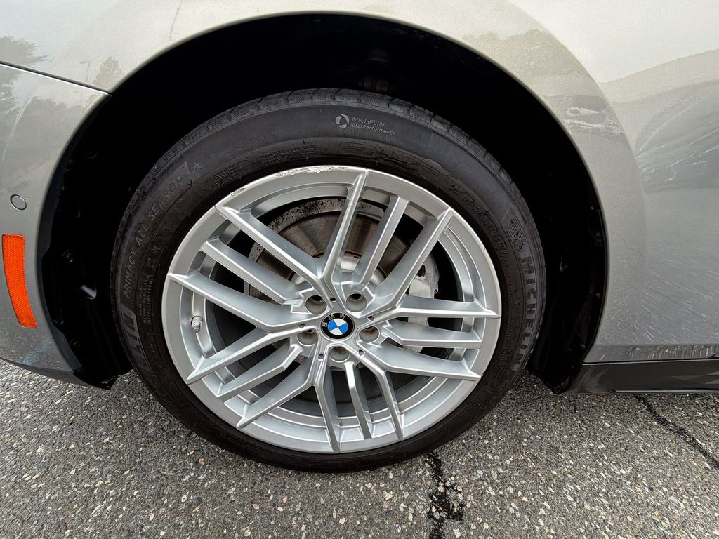 Thumbnail: 2024 BMW 5 Series - 8