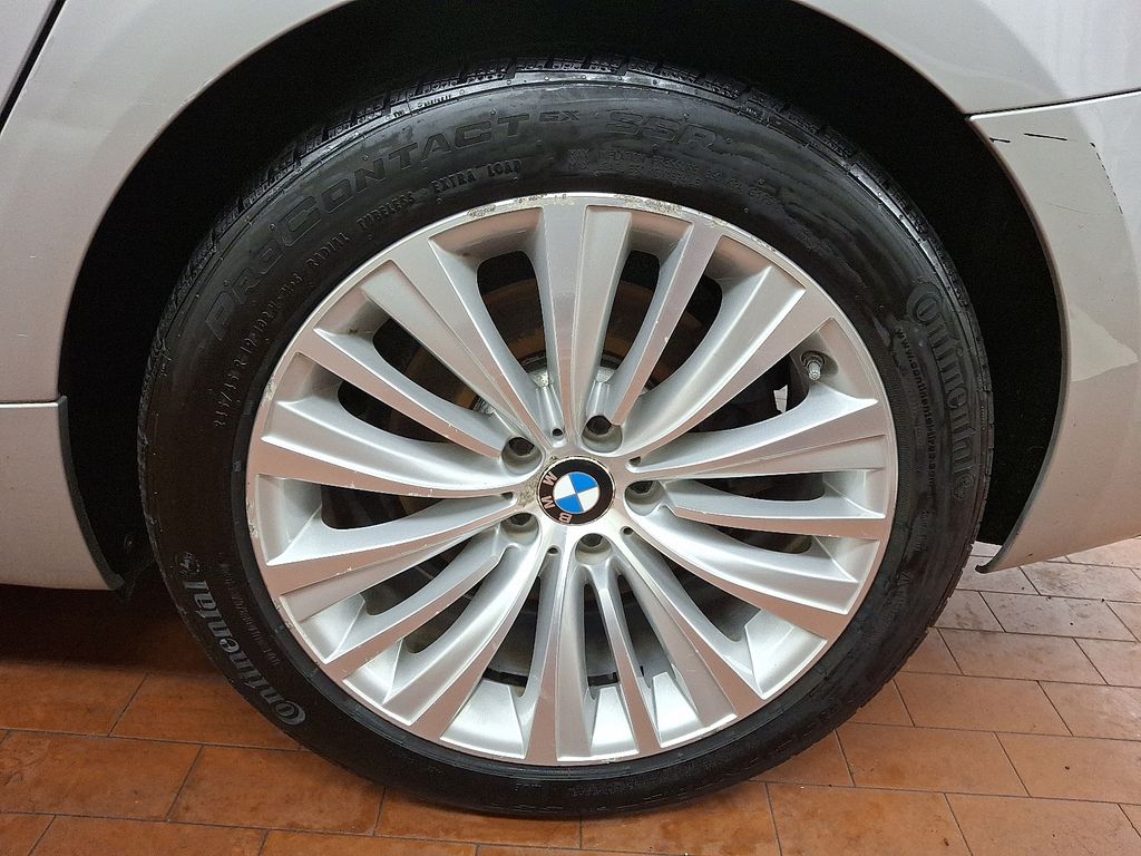 Thumbnail: 2016 BMW 5 Series - 6