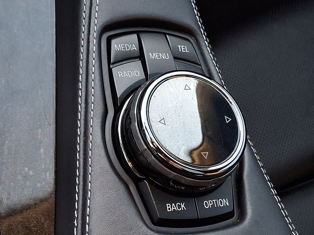 Thumbnail: 2016 BMW 6 Series - 24