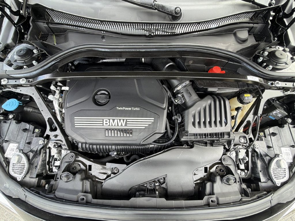 Thumbnail: 2021 BMW 2 Series - 9