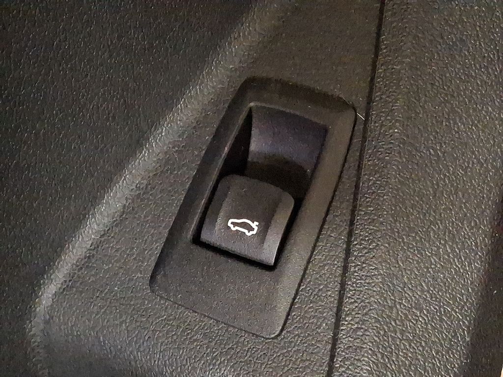 Thumbnail: 2023 BMW 2 Series - 12