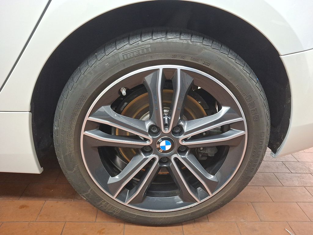 Thumbnail: 2023 BMW 2 Series - 6