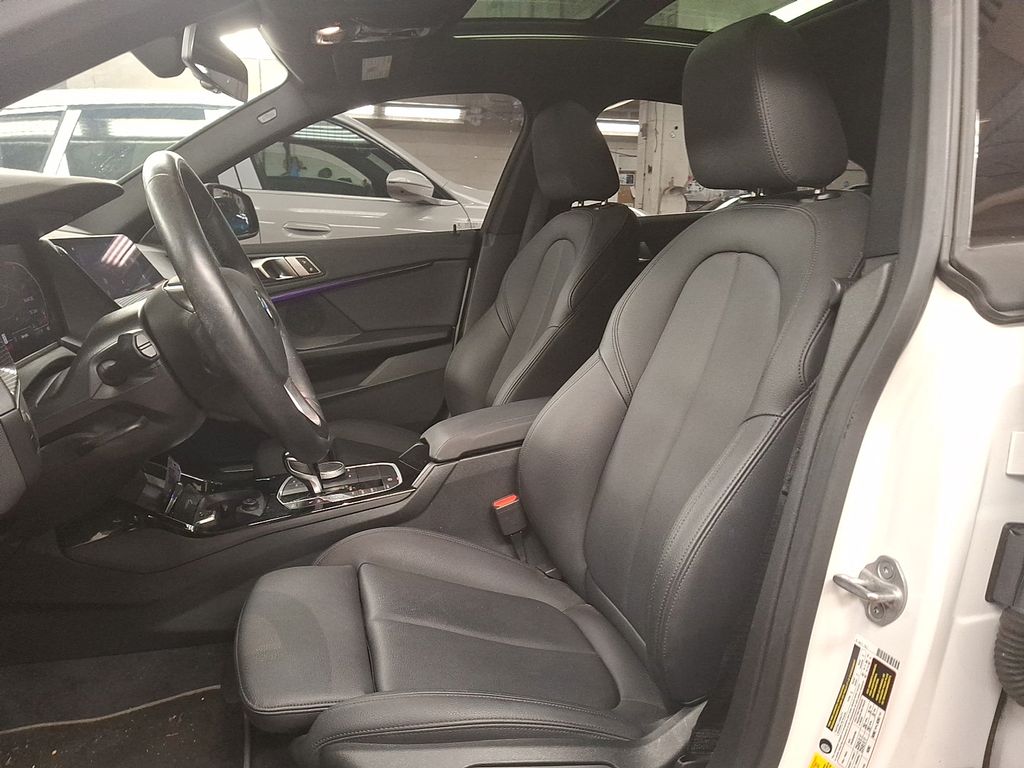 Thumbnail: 2023 BMW 2 Series - 7