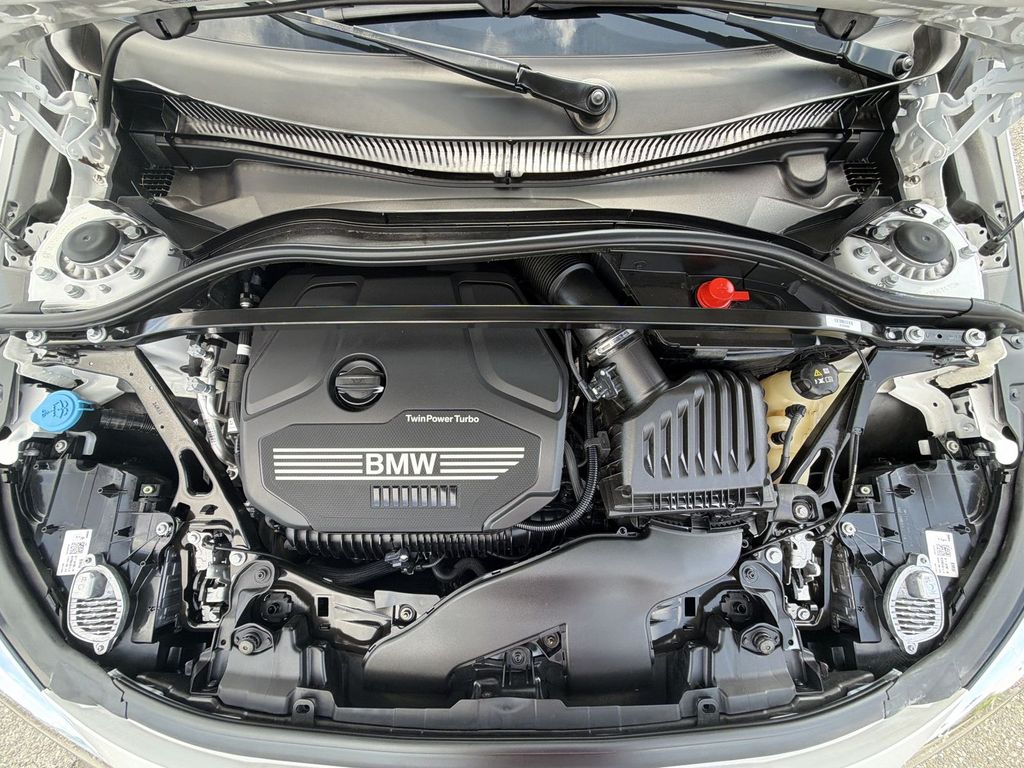 Thumbnail: 2023 BMW 2 Series - 9