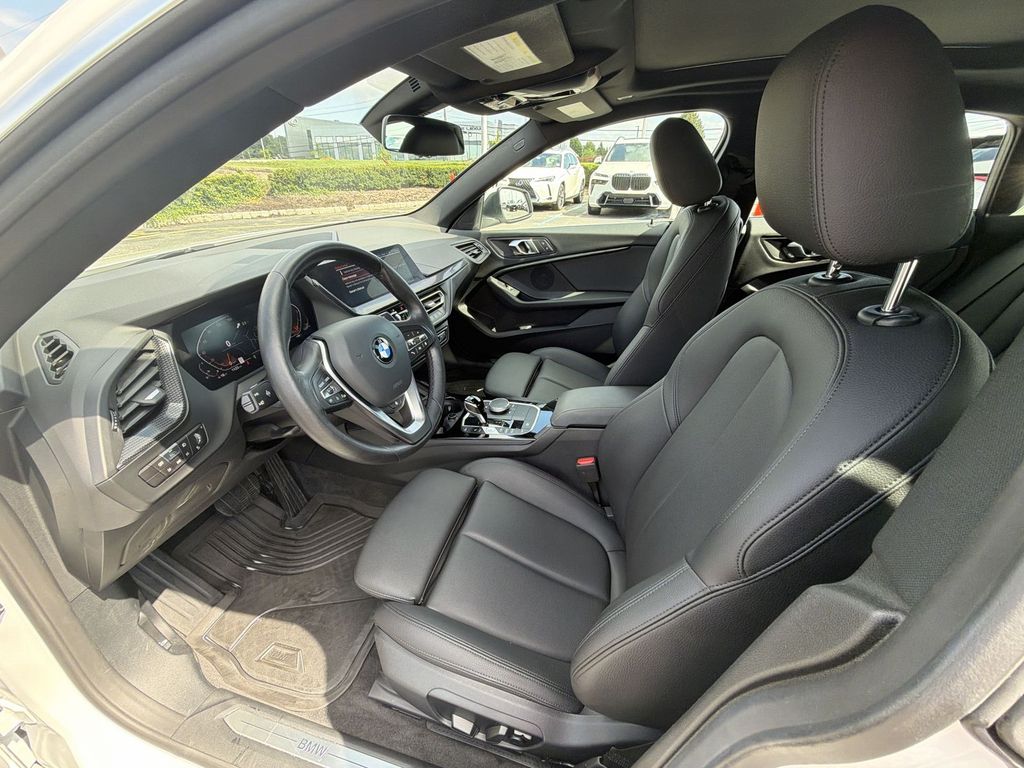 Thumbnail: 2023 BMW 2 Series - 11