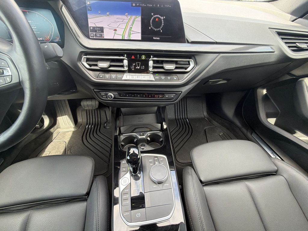 Thumbnail: 2023 BMW 2 Series - 14