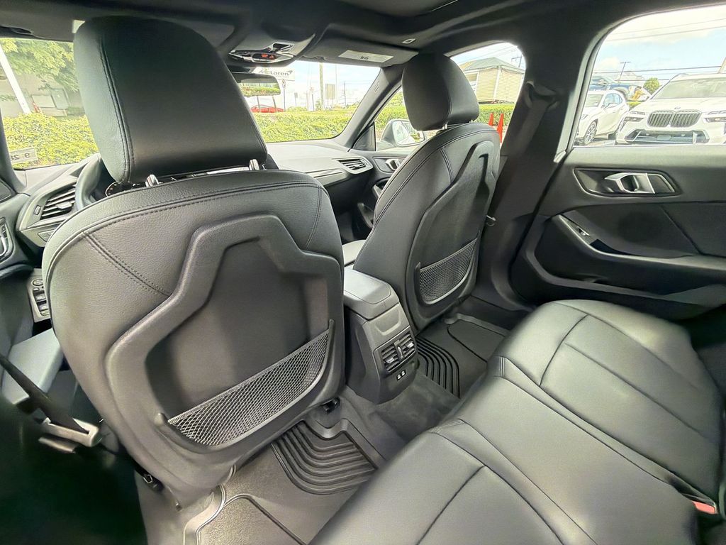 Thumbnail: 2023 BMW 2 Series - 13