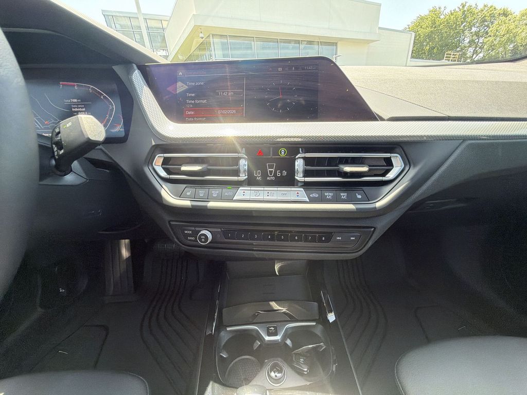 Thumbnail: 2023 BMW 2 Series - 15