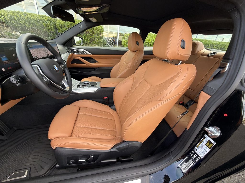 Thumbnail: 2024 BMW 4 Series - 12