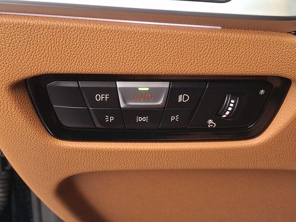 Thumbnail: 2023 BMW 4 Series - 26