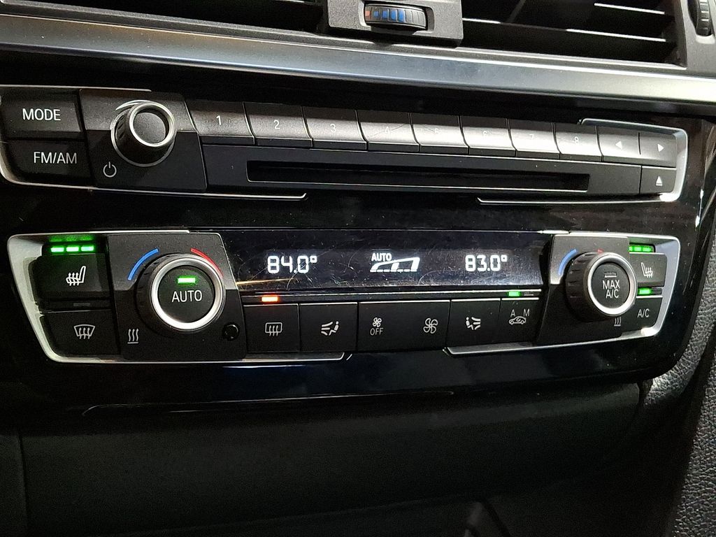 Thumbnail: 2018 BMW 3 Series - 20