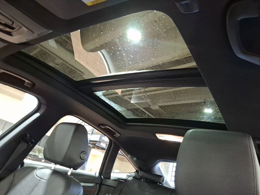 Thumbnail: 2018 BMW 3 Series - 19