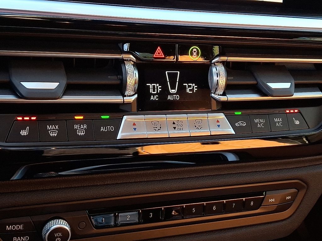 Thumbnail: 2025 BMW Z4 - 16