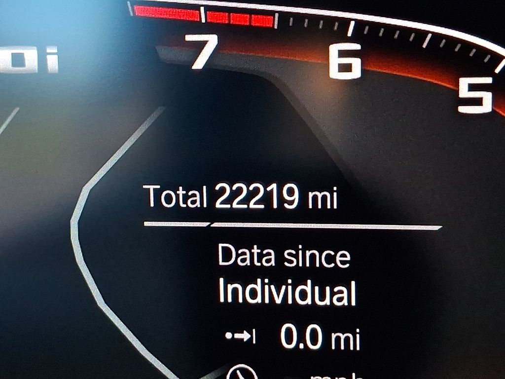 Thumbnail: 2025 BMW Z4 - 9