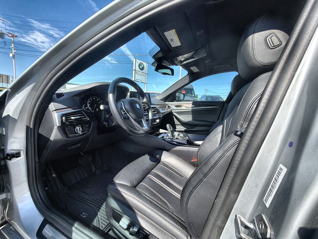 Thumbnail: 2019 BMW 5 Series - 11