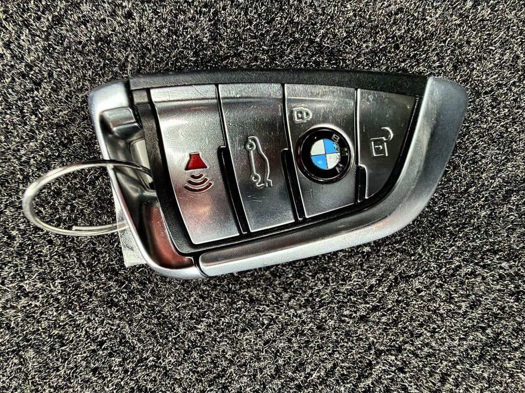 Thumbnail: 2019 BMW 5 Series - 18