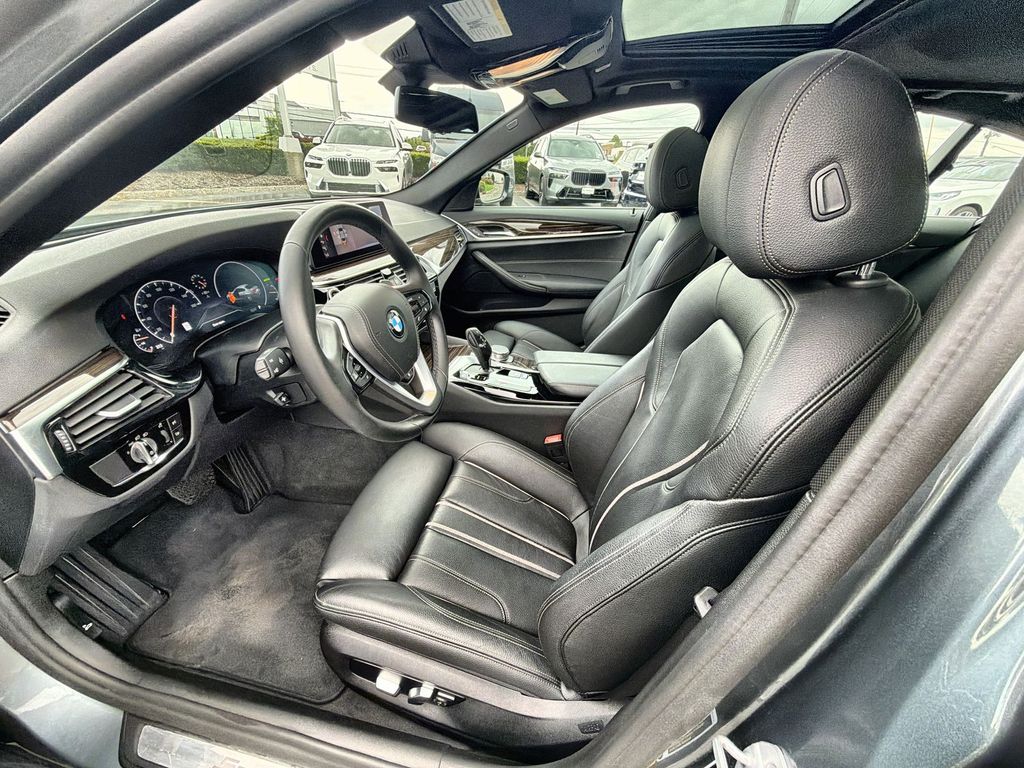Thumbnail: 2019 BMW 5 Series - 11
