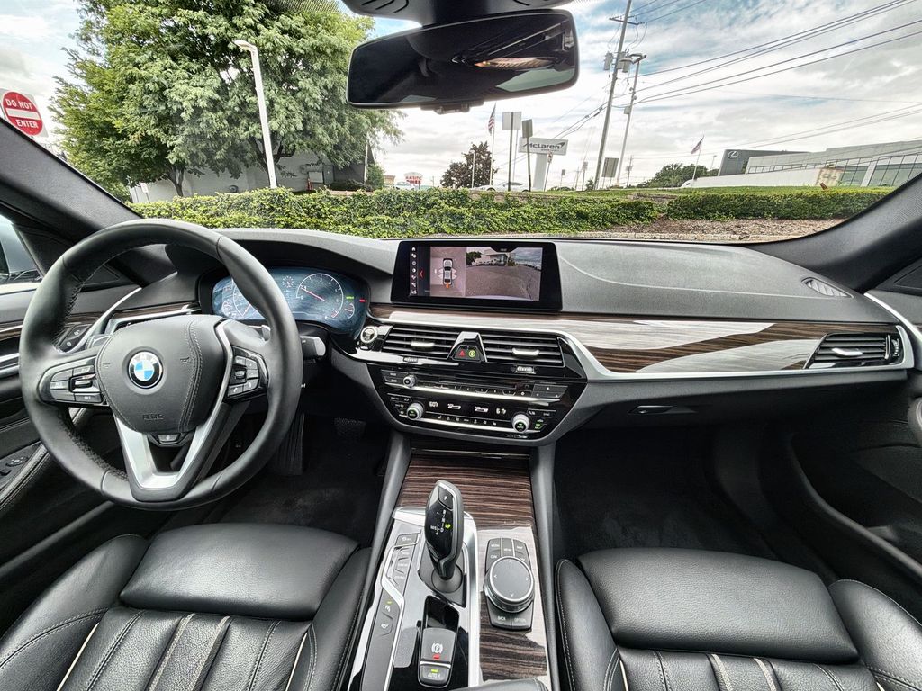 Thumbnail: 2019 BMW 5 Series - 2
