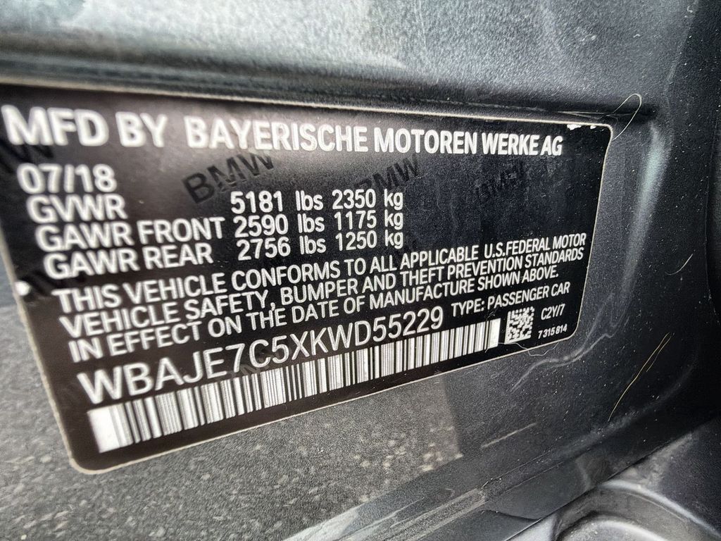 Thumbnail: 2019 BMW 5 Series - 19