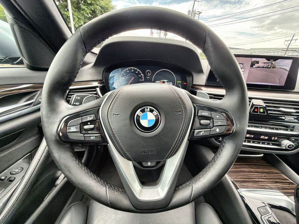 Thumbnail: 2019 BMW 5 Series - 10